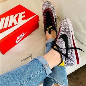 NWT Nike Cortez Leather Rare